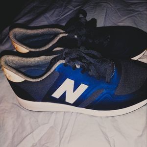 Size 8 New Balance Female Tennis Shoes. Never Worn